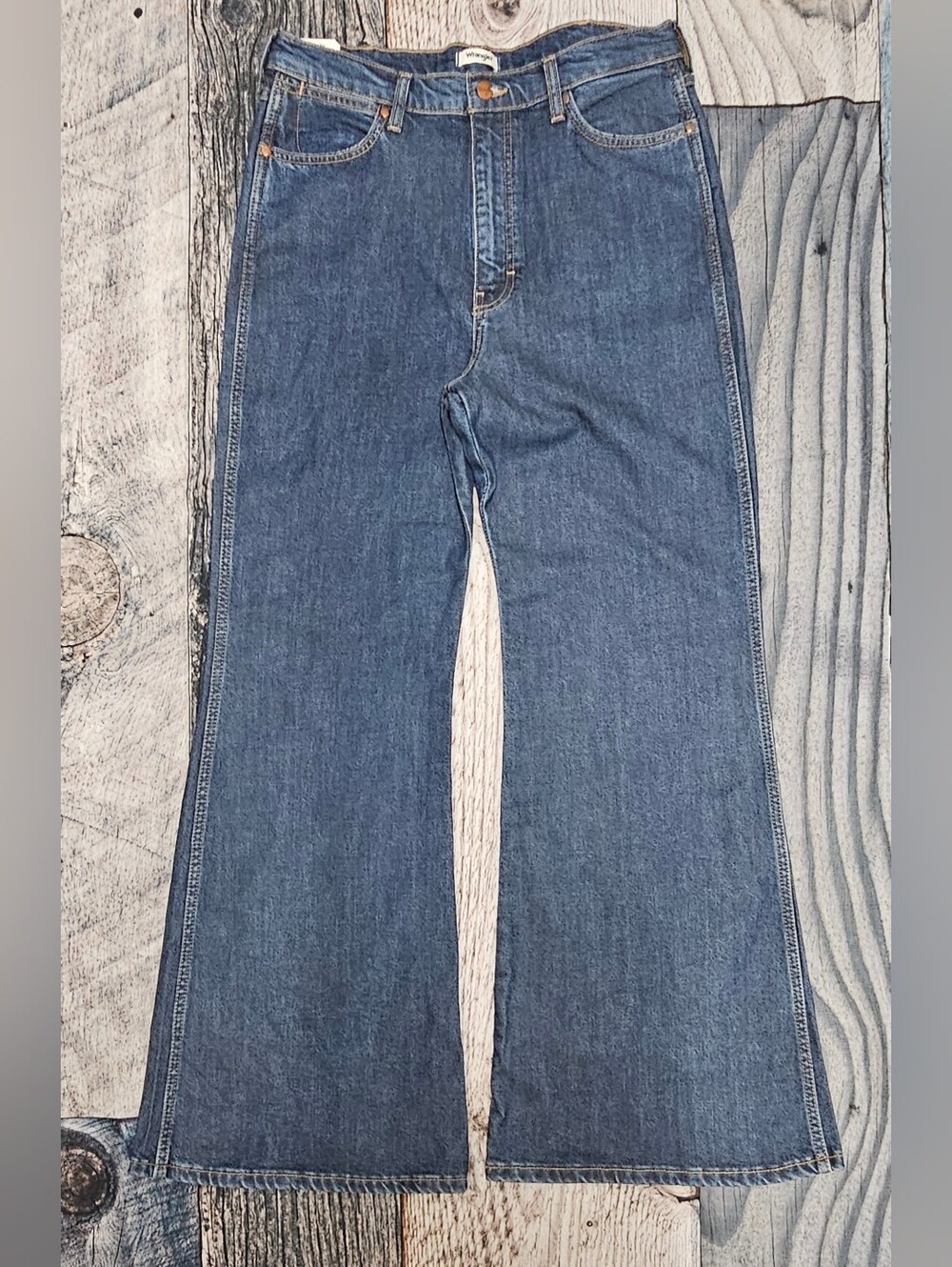 Wrangler Wanderer 622 High Rise Flare Blue Jeans Women's Size 32x32 NWT